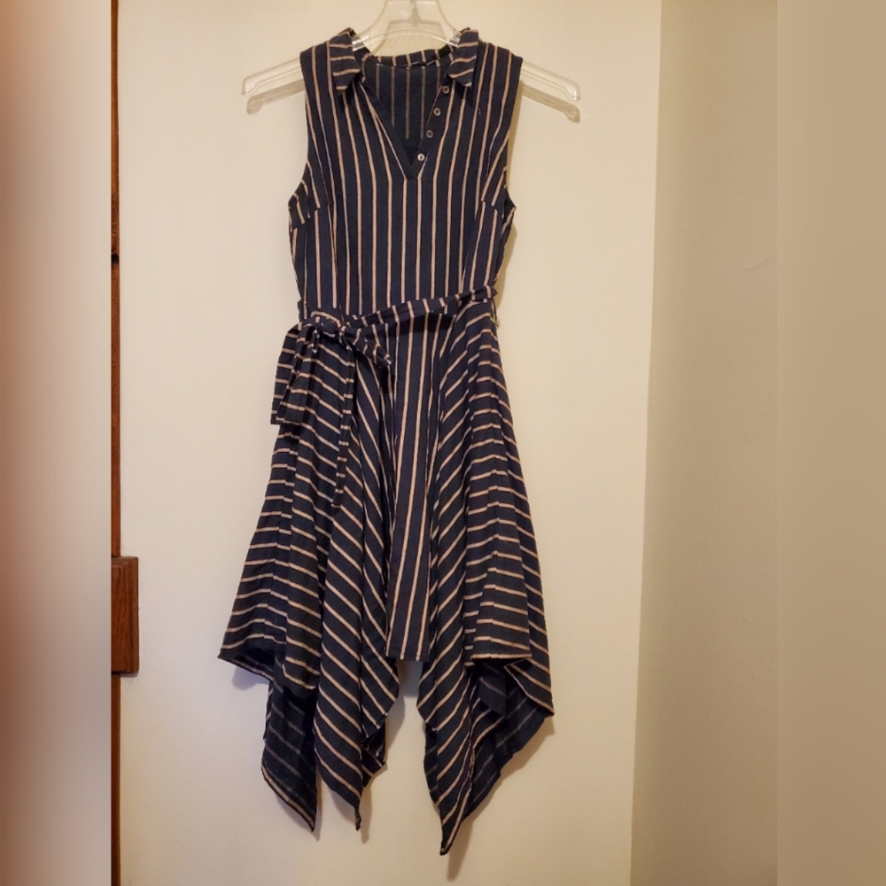 Cute Summer Lightweight Doe Rae Small Dress